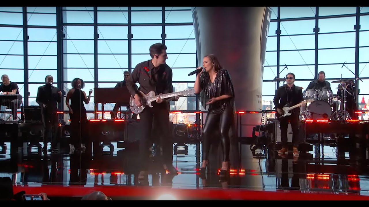 Gabby Barrett - Let&rsquo;s Go To Vegas (Live From ACM Awards)