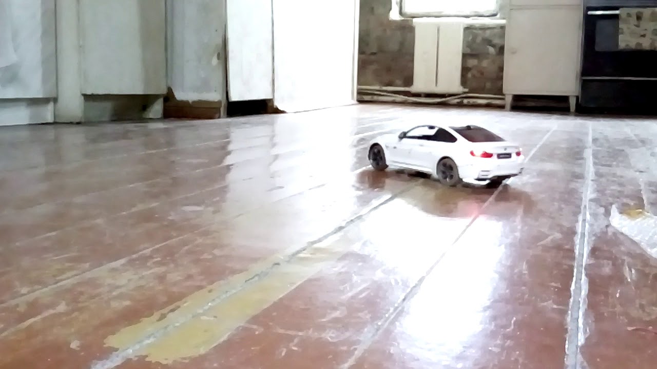 Rastar 1/14 BMW M4 F82