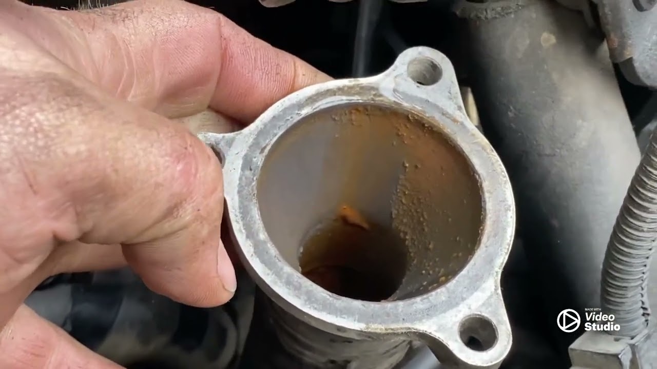 Daihatsu Feroza  thermostat Replace