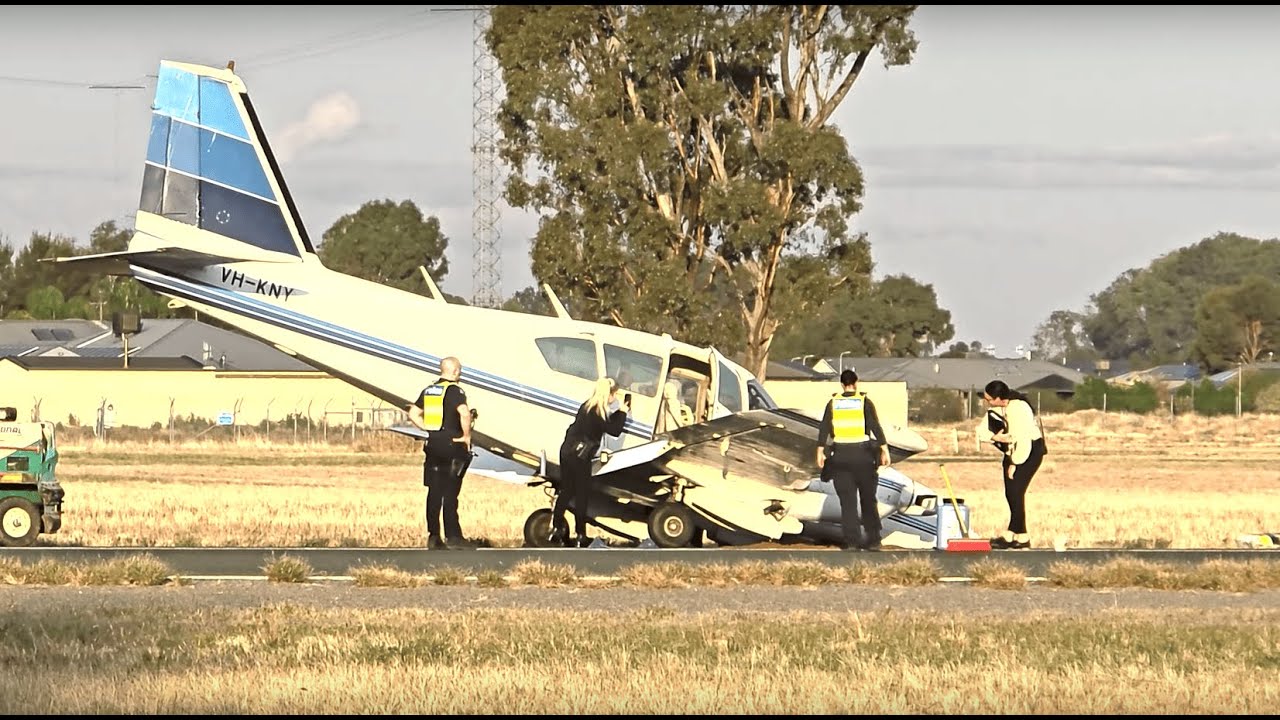 Aircraft Crashes Into Runway - Airport Emergency - Piper PA-23 - Plane Crash