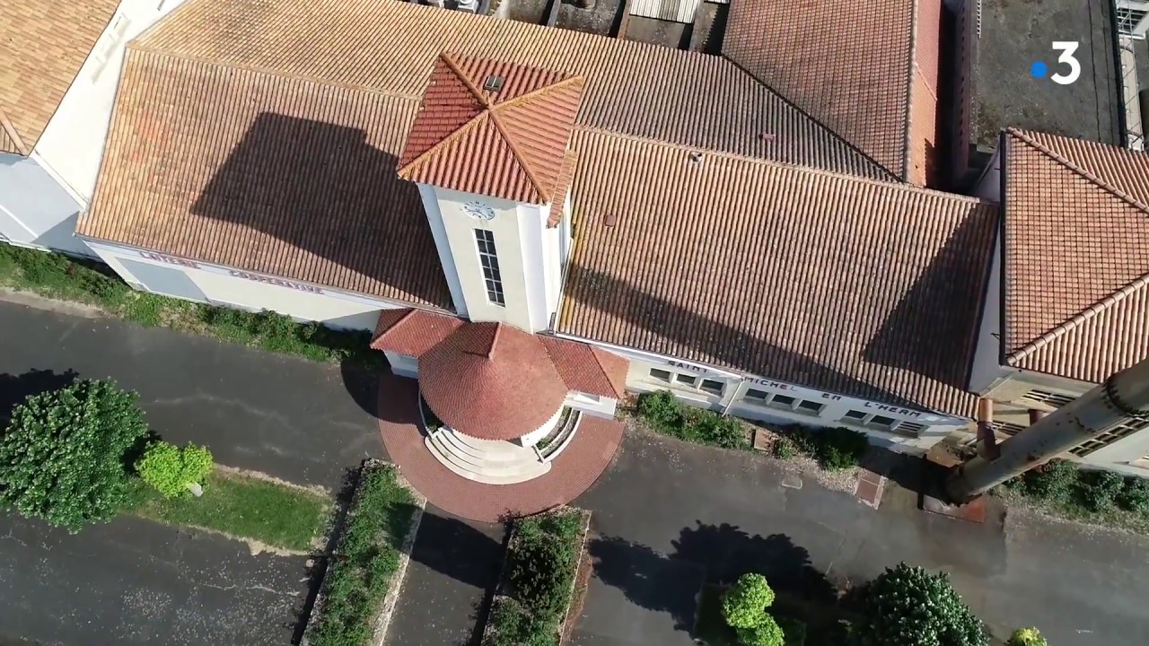 Drone : Saint-Michel-en-l'Herm  en Vendée vu du ciel