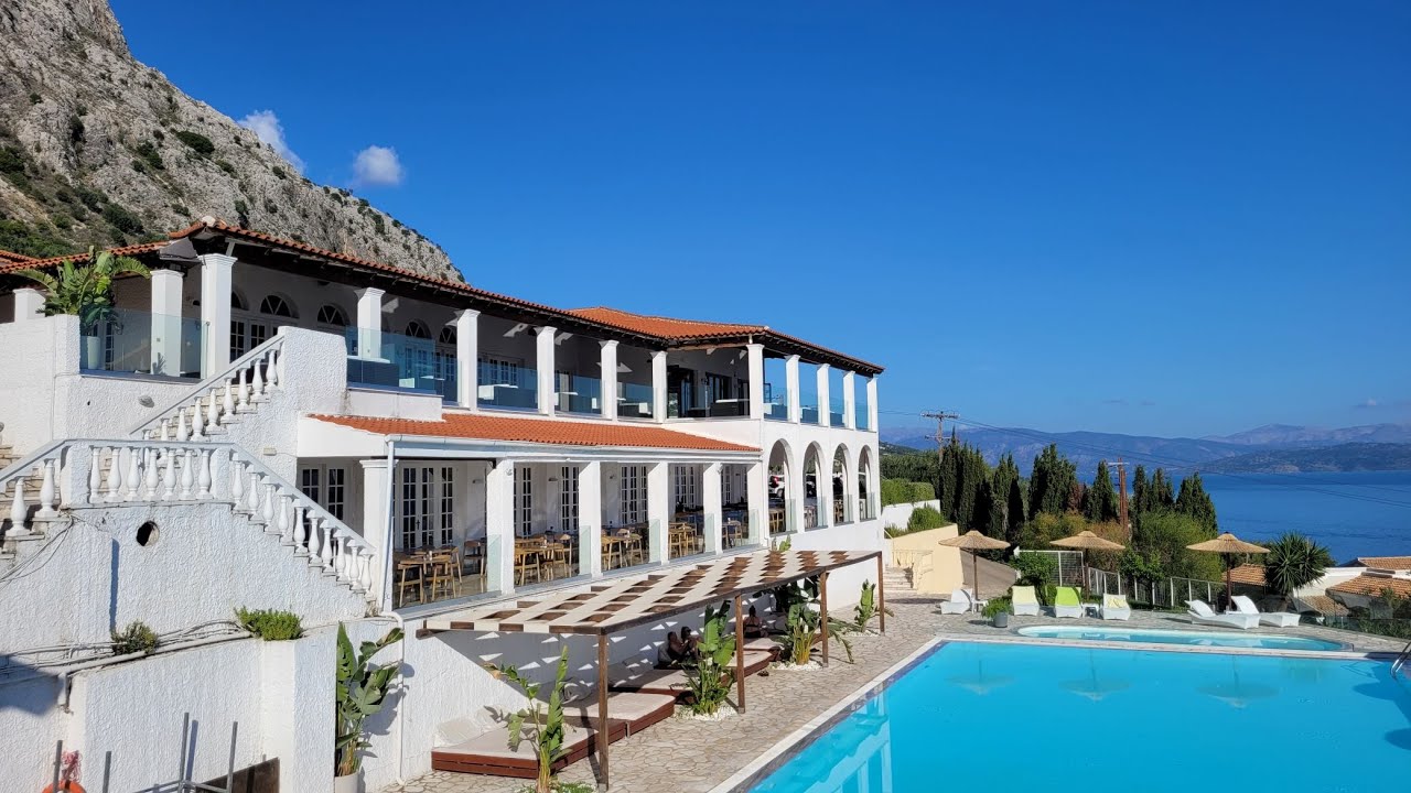 Pantokrator Hotel in Barbati is a very nice, quiet and strategic hotel complex with sea views.