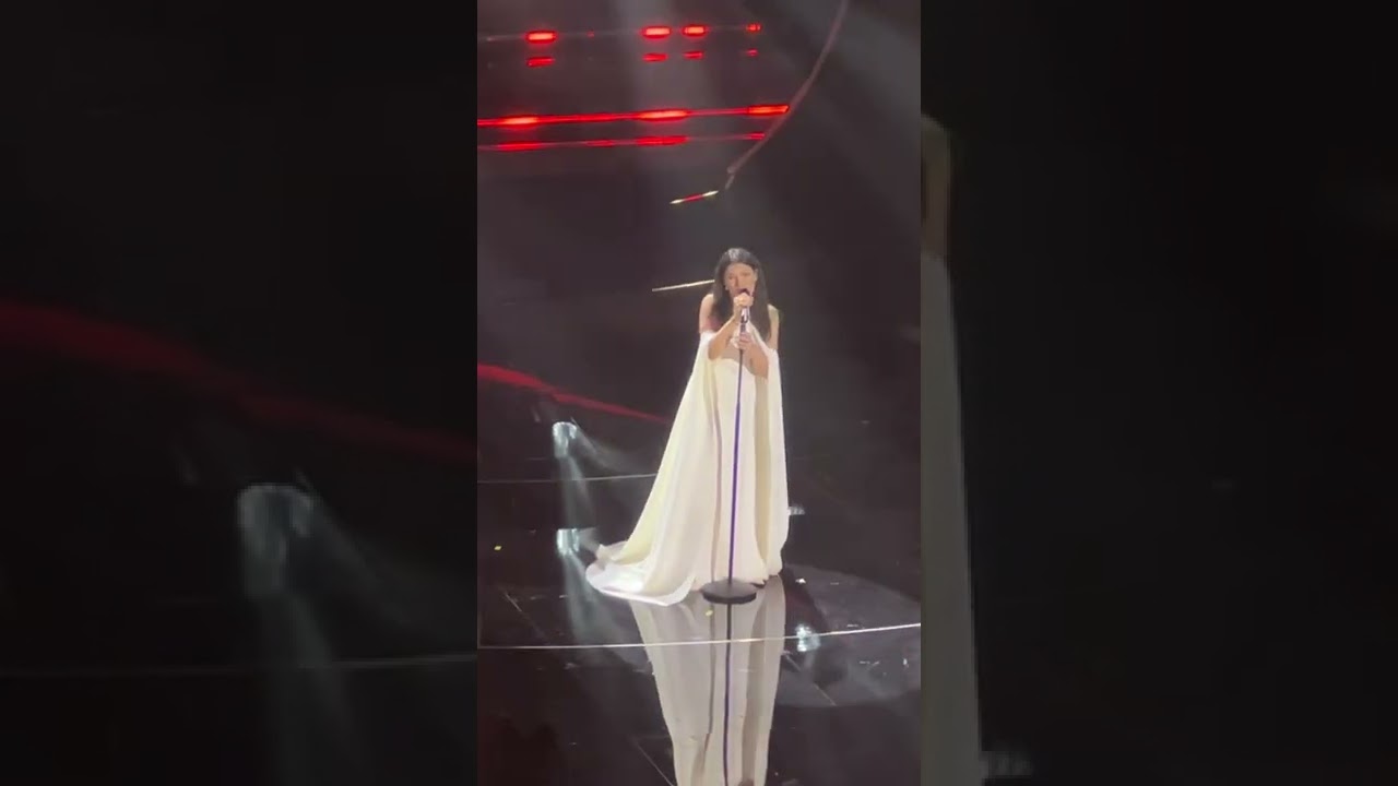 Elisa Toffoli al Festival di Sanremo- o forse sei tu