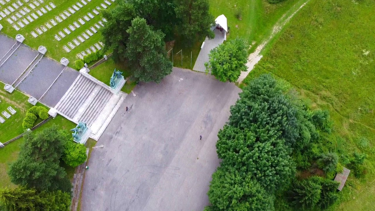 pamatnik haj nicovô