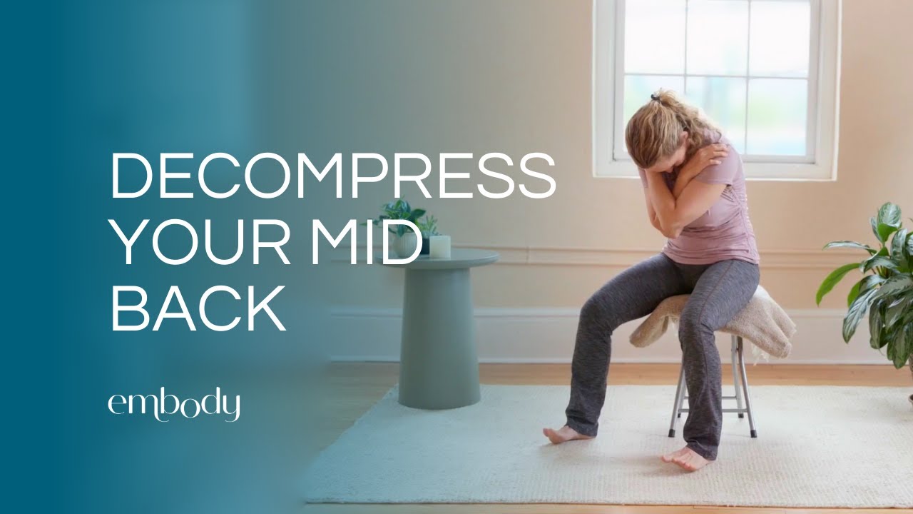 Decompress Your Mid Back | Gentle Bouncing to Hydrate & Ease the Spine