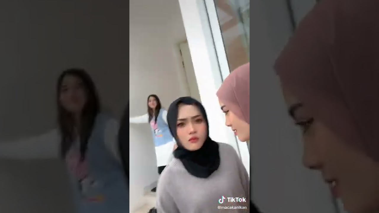 sian kak maca kena cekik dengan teah 💗😀 #marsya #teah #teamammarnazhan #amz
