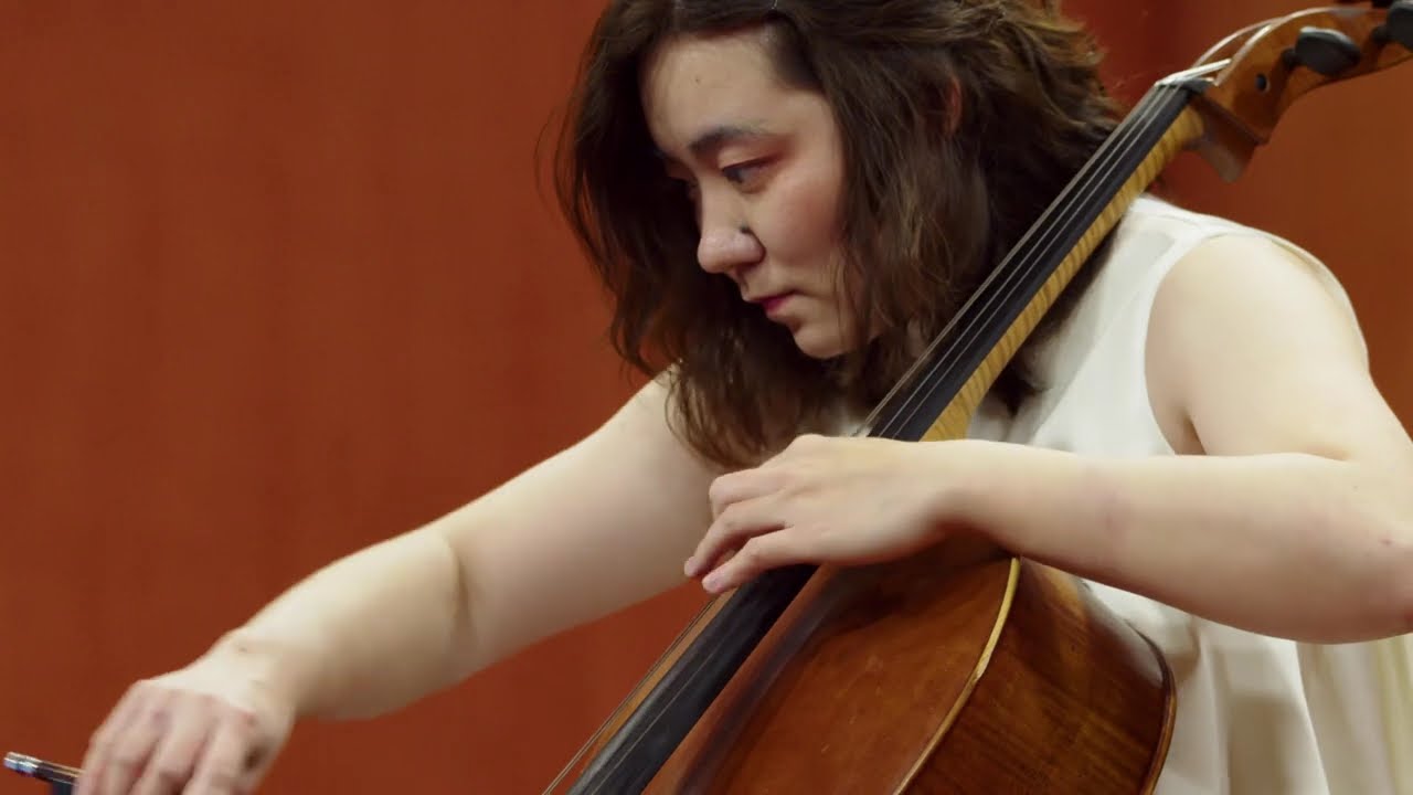 Bloom for Solo Violoncello, Dorothy Chang