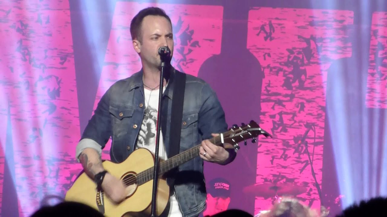 Dallas Smith - Wasting My Time - Edmonton, AB - April 15, 2014 - Rexall Place