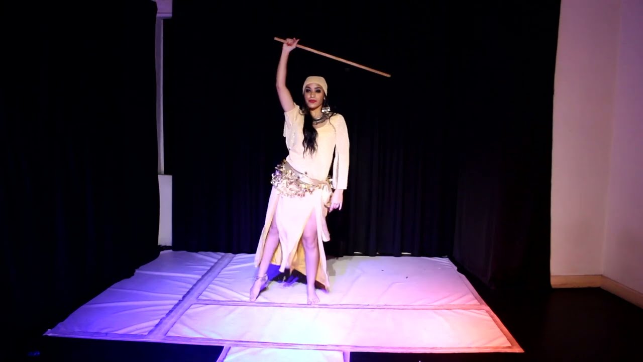 Apresentação de dança Saidi folclore árabe