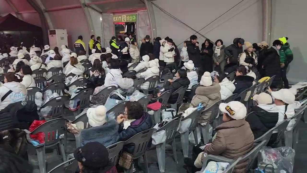박지현 상주곶감축제 실내공연장 상황