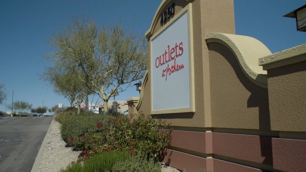Shopping at the Outlets At Anthem