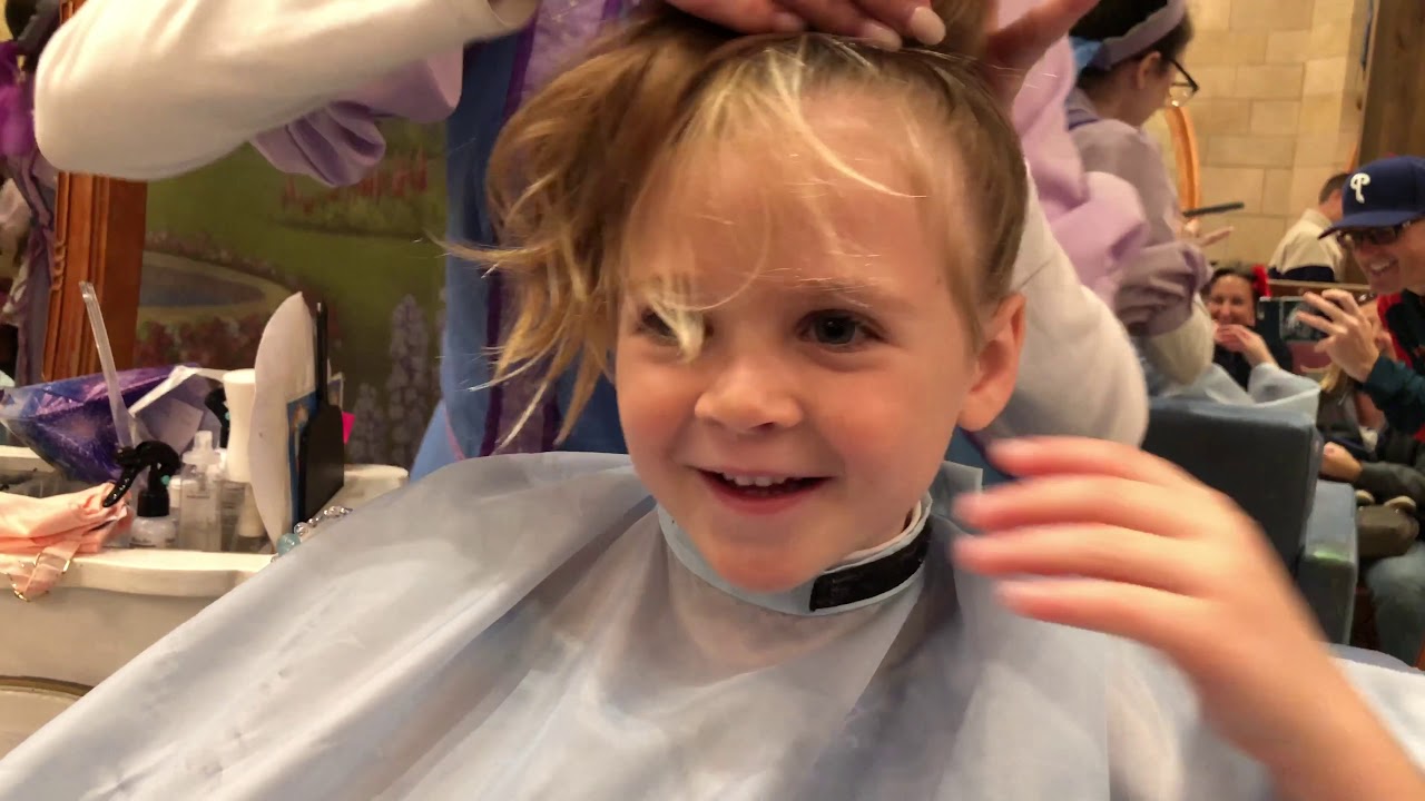 Princess Eliana at the Bibbidi Bobbidi Boutique!