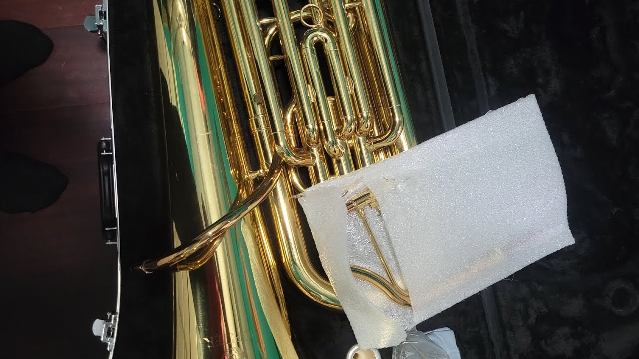 How to play low and high notes on a tuba