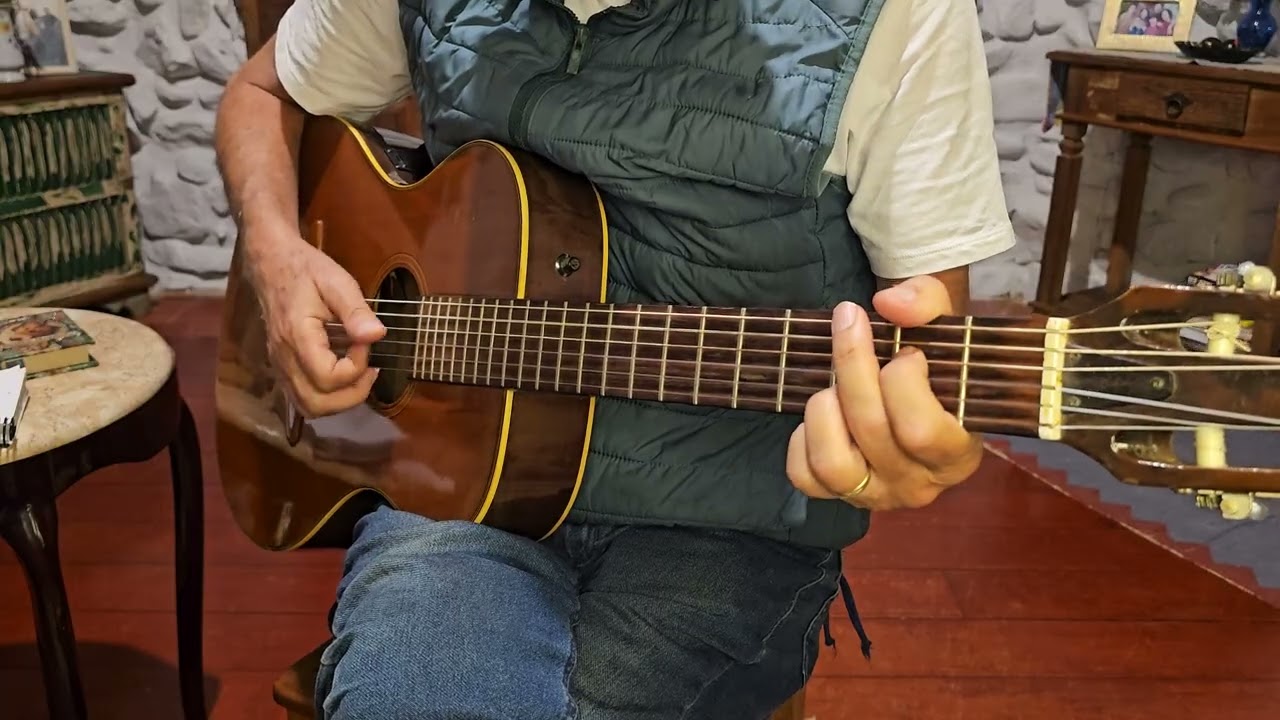 28 - O Mestre Voltou - Padrinho Fábio Pedalino ensinando a tocar os hinos do 