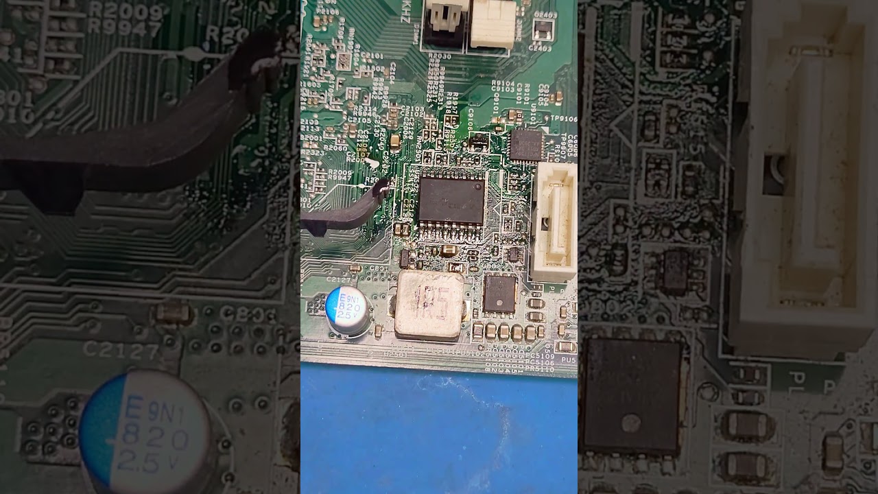 laptop bios chip repair #diyrepair #repair #laptopvspc #chiplevel #asmr #smartphone #computer #fyp