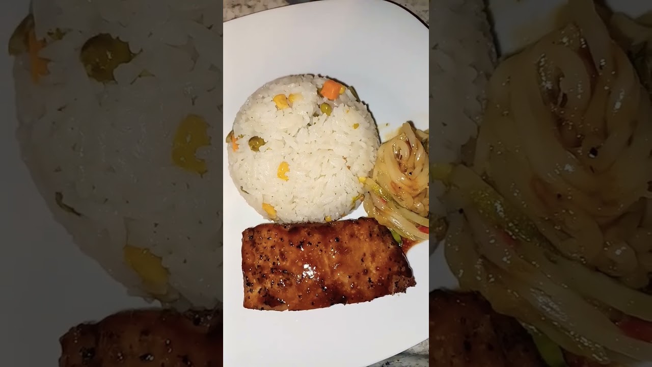 Who👀wants to come over for Dinner 