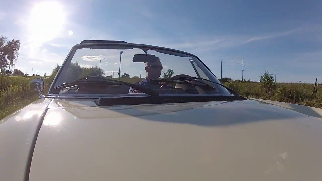 1985 Alfa Romeo Spider Sunday Drive