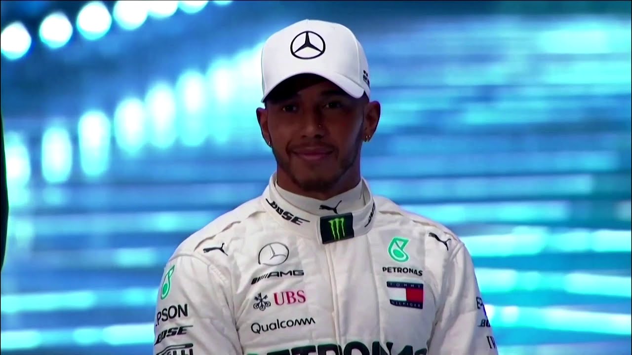F1 champion Lewis Hamilton is knighted