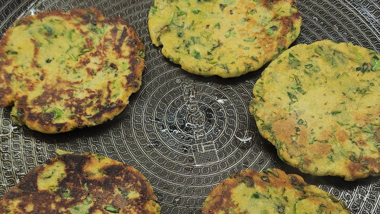 Meri Maa di pasand di makki roti in Breakfast 