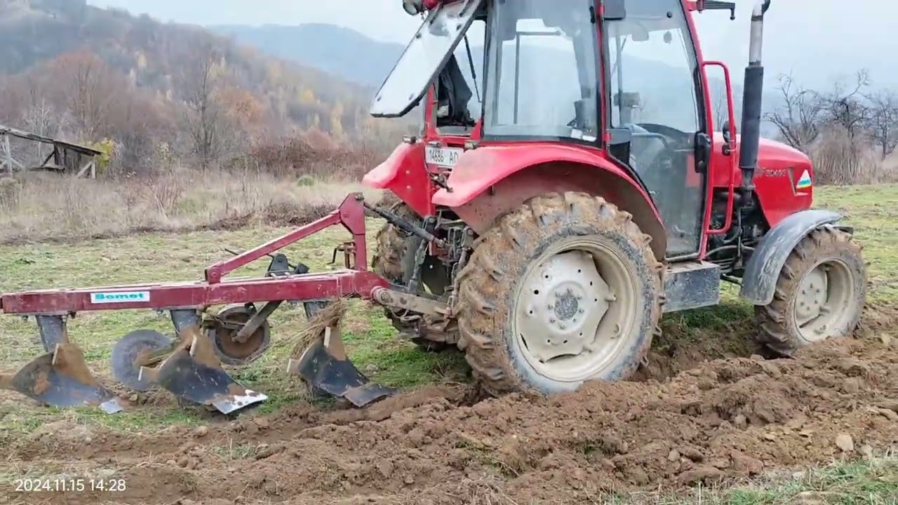 Донг Фенг 504 Осіння оранка