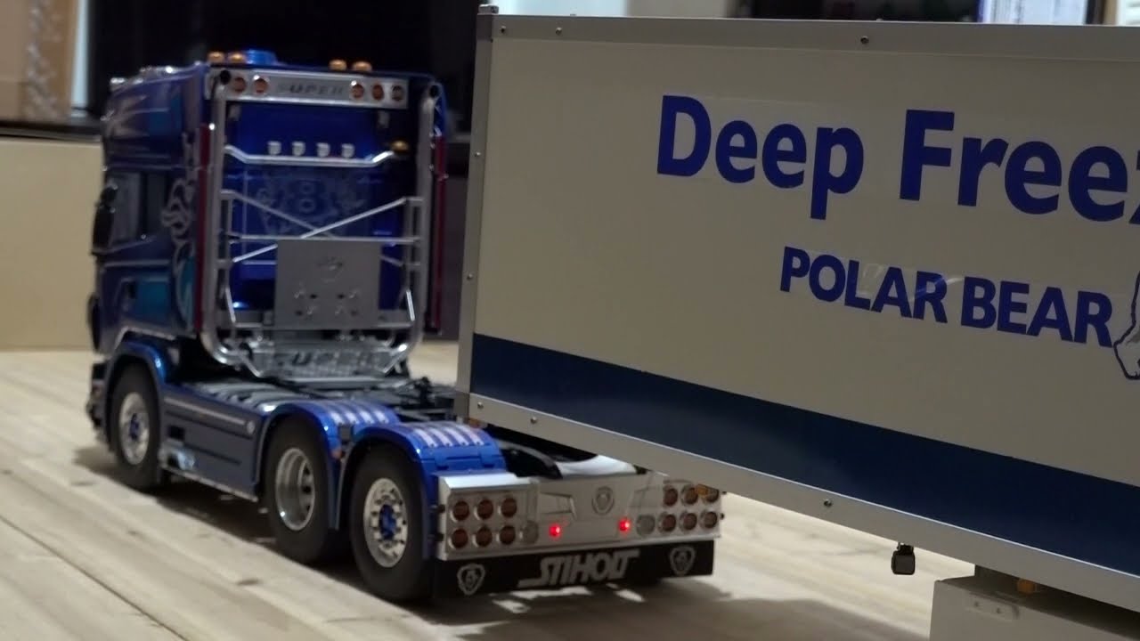 RC R620 +冷凍子車 (R620 + REEFER  SEMI-TRAILER )