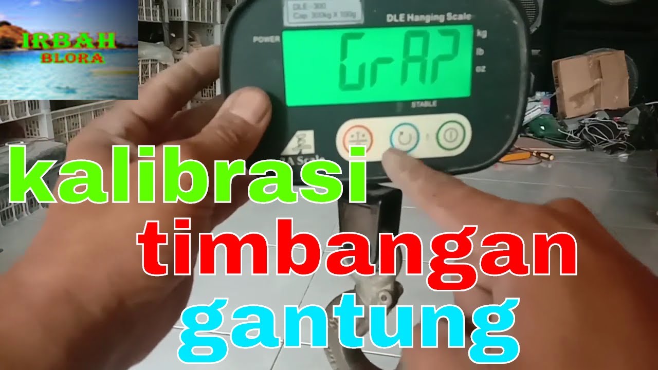 Kalibrasi timbangan DLE-300kg x 100g