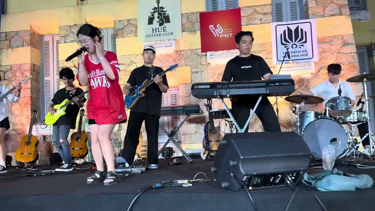 Soundcheck FBT promaxx 114a