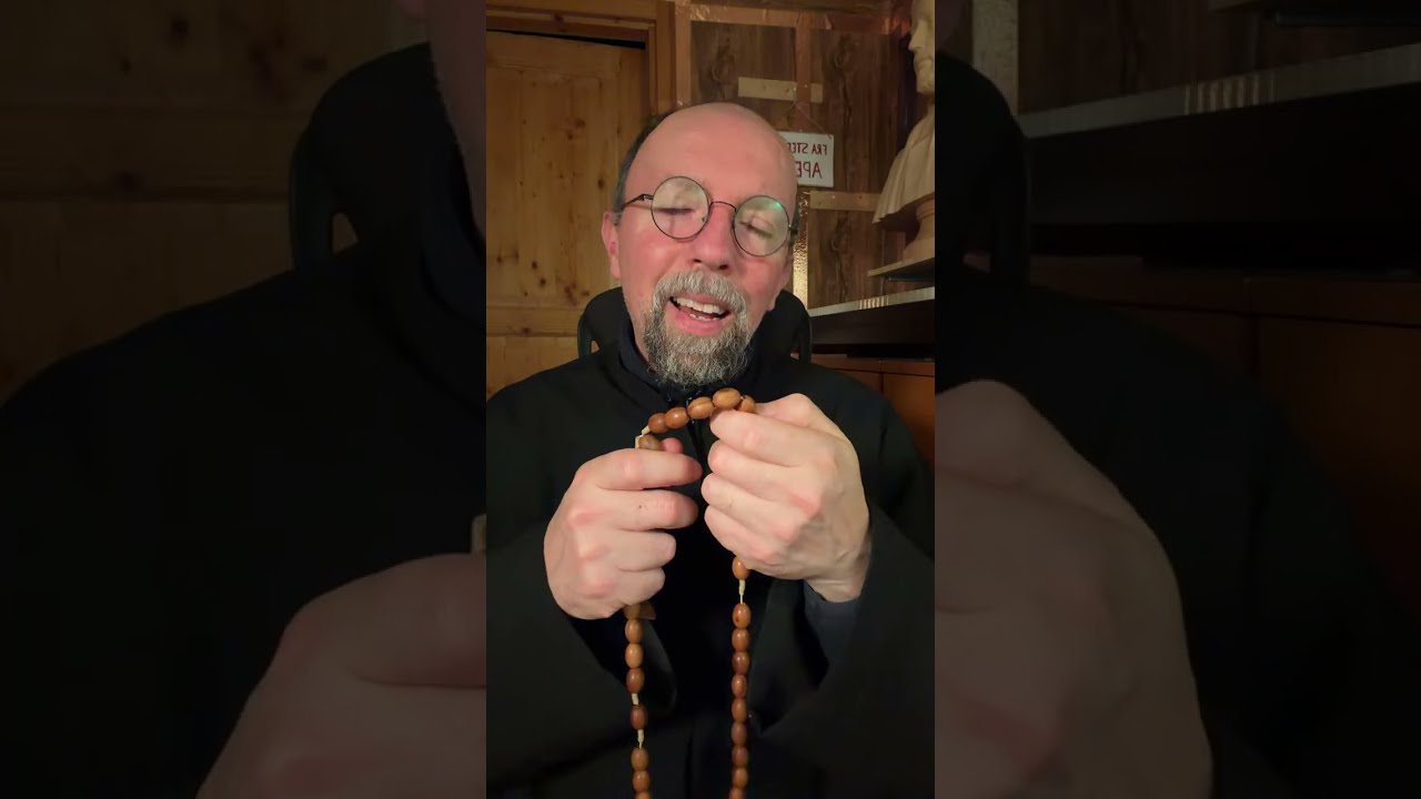 SANTO ROSARIO 🌹 preghiamo insieme una decina del rosario dal vivo