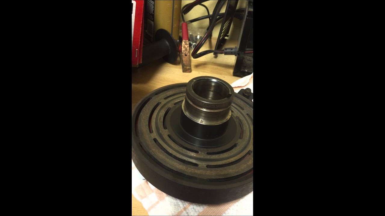 John Deere F935 PTO clutch disassembled. Also known as Ogura clutch MA-GT-JD22