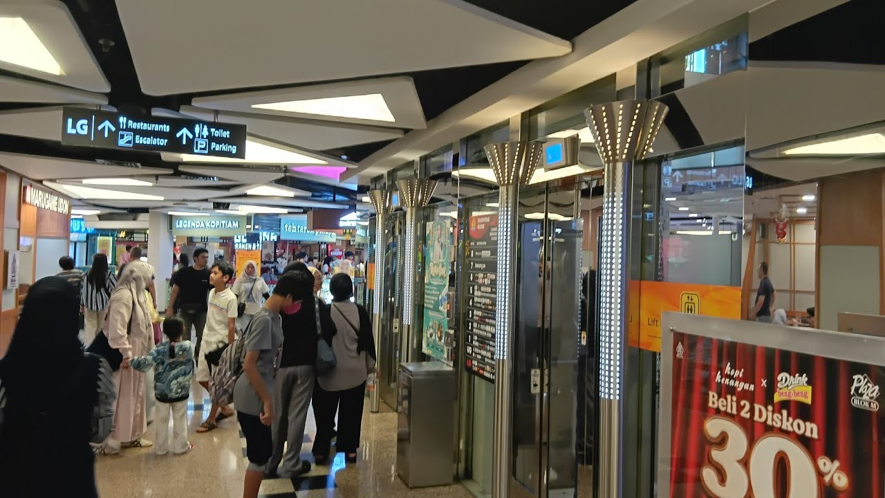 Otis blok plaza mall