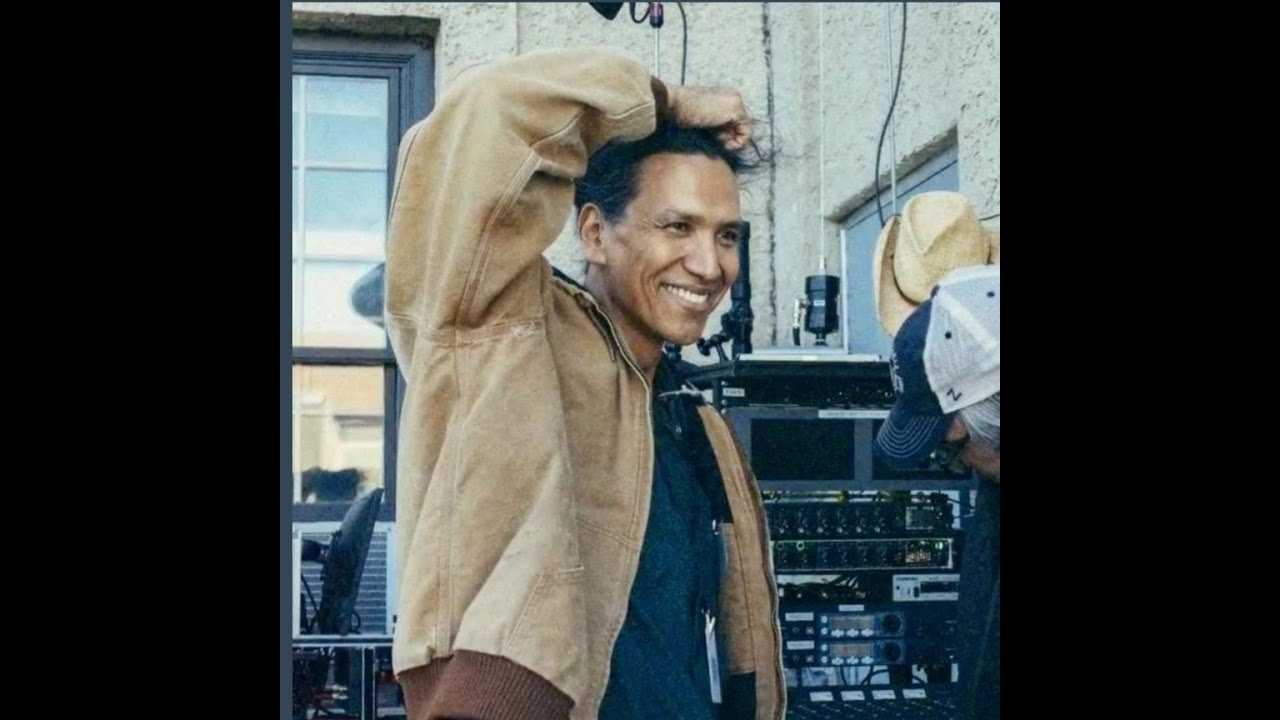 Michael Greyeyes - Stand by me/Playing For Change