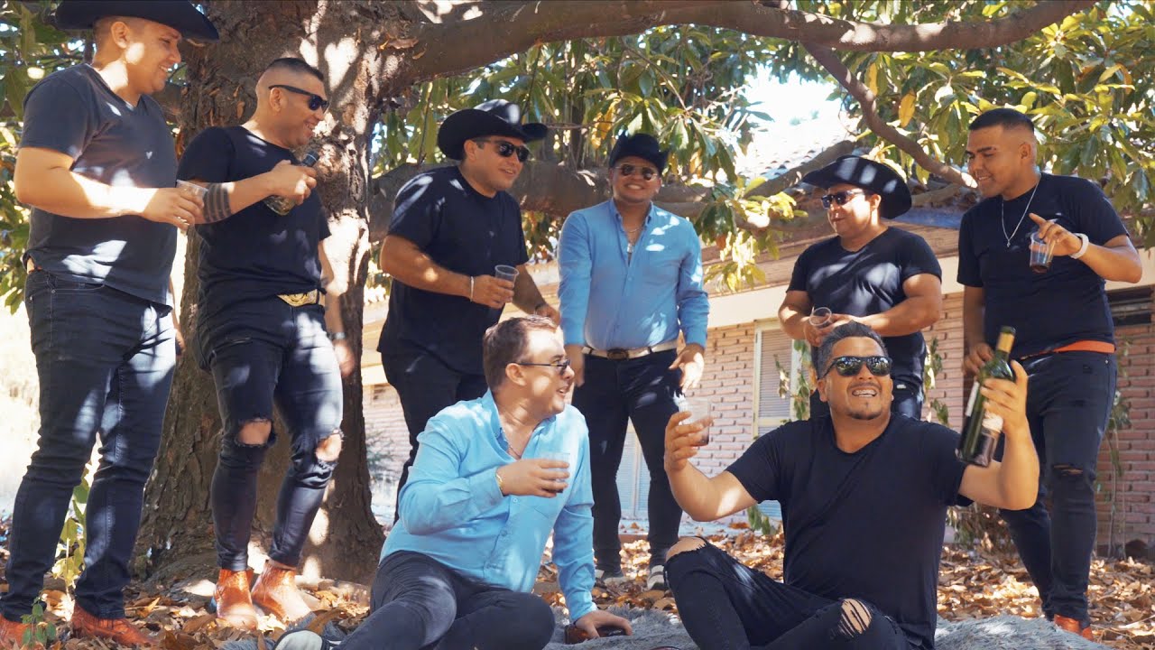 SOY PARRANDERO  - LA JEFATURA FT LOS TREMENDOS LAURELES (Video Oficial)