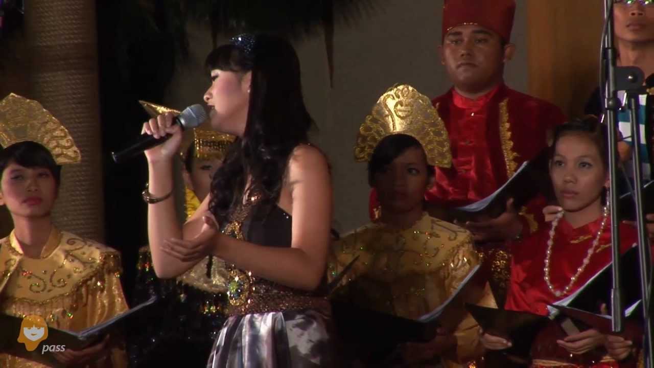 Cantabile Choir & Consolatio Choir feat. Putri Ayu - Tao Toba