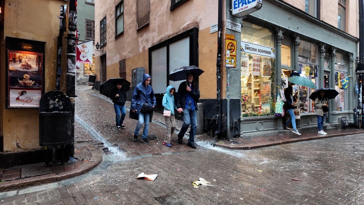 Heavy Rain in Stockholm City, Sweden | Exploring Stureplan, Biblioteksgatan, and More