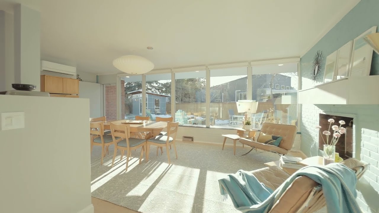 Mid-Century Modern On South Dahlia Lane