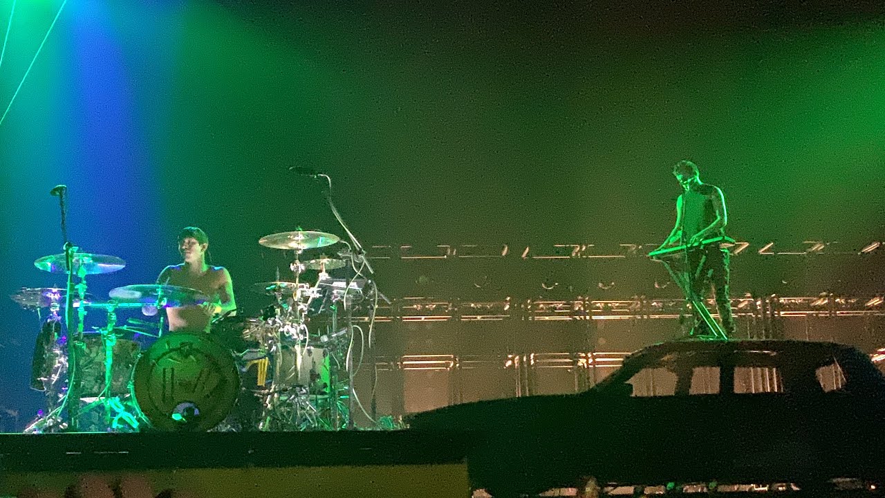 twenty one pilots - Trees (Manchester 5/3/19)