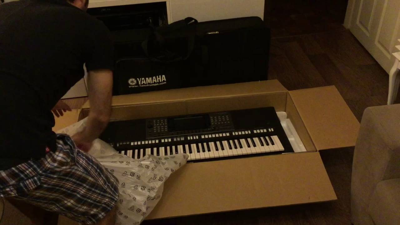 YAMAHA PSR A3000'İ KUTUSUNDAN ÇIKARDIK .