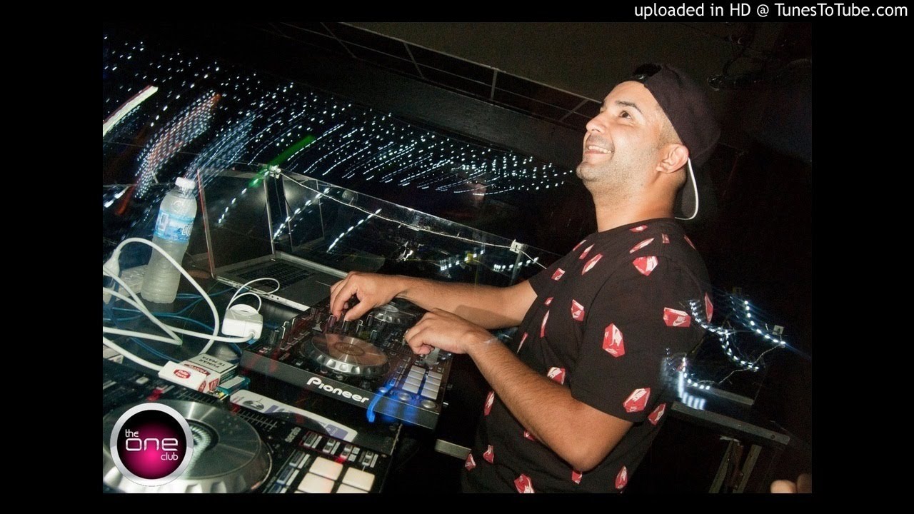 GODOFREDO COLOMBIANOS - HEY PACOMIX -