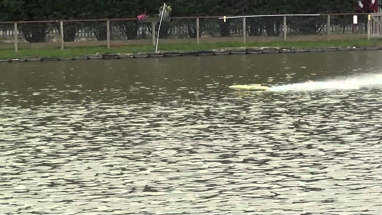 FSRV - 2 Costa boats head to head on test CMB 91 Nitro Powered