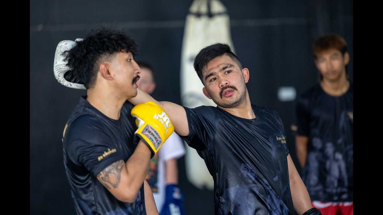 Pakorn & Prajanchai P.K.Saenchaimuaythaigym seminar at Cookies muay thai.