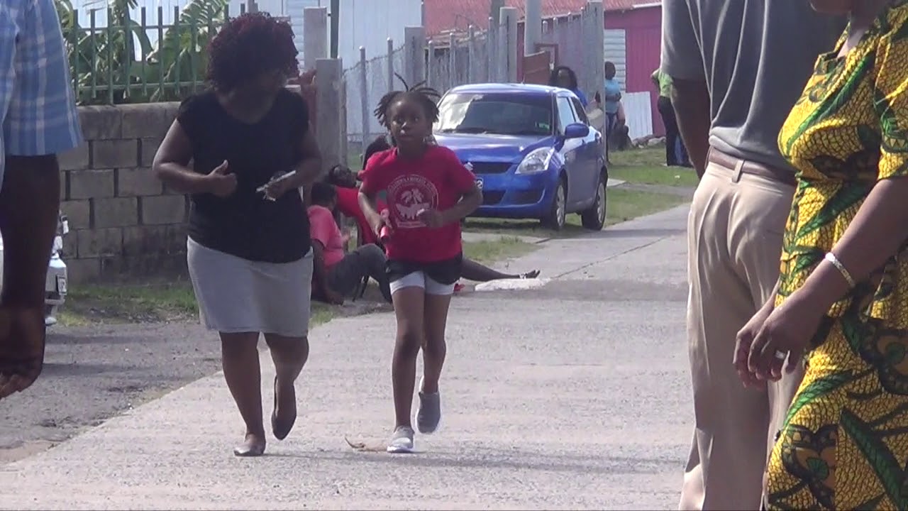 Charlestown Primary School Road Relay