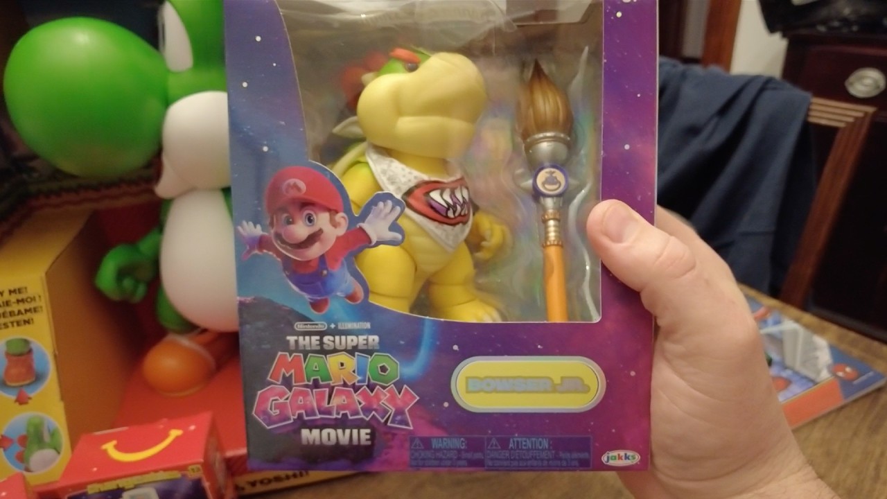 New Super Mario Galaxy Figures, A Books A Million Mystery Box & The Day to Day