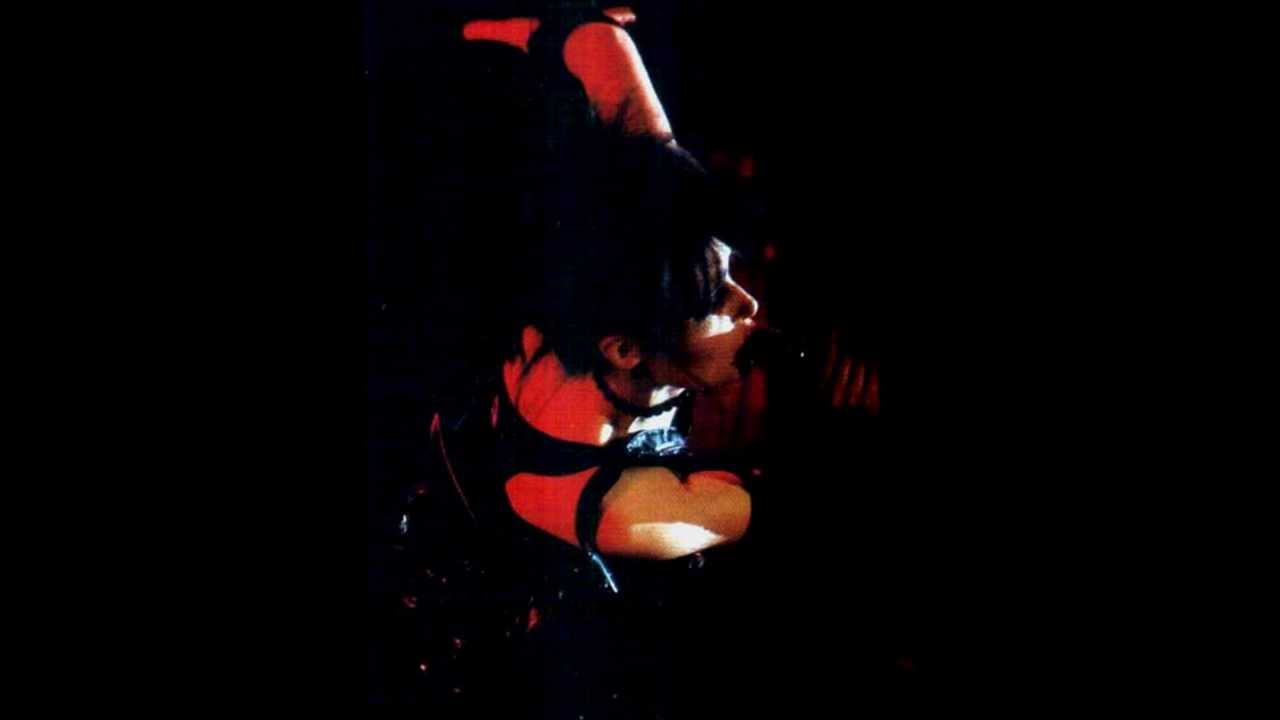 Siouxsie & The Banshees - Sin In My Heart (St. James Church 1985)