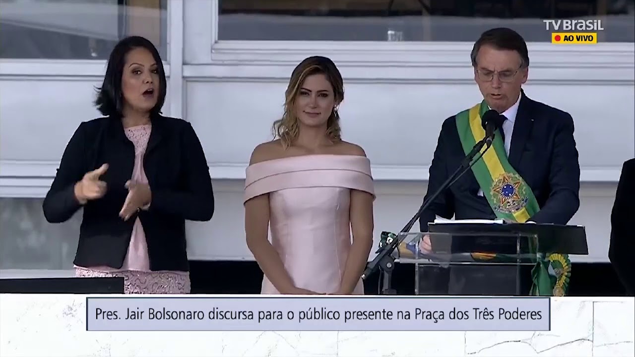 Bolsonaro defende fim da corrup&ccedil;&atilde;o e privil&eacute;gios, confira o discurso