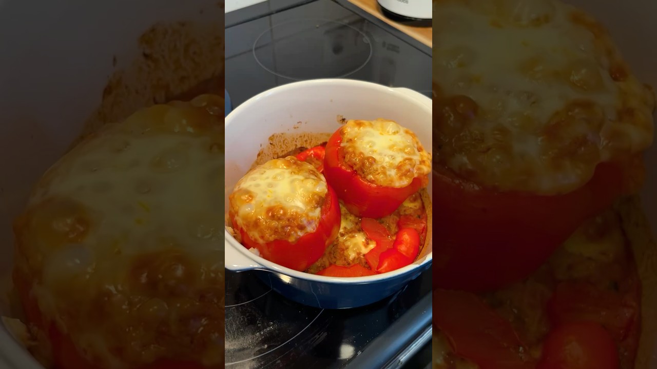 Delicious & Easy Stuffed Peppers in the Oven 🫑