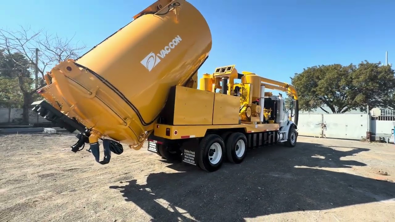 2007 Sterling LT7500 Vac-Con Combination Sewer Truck