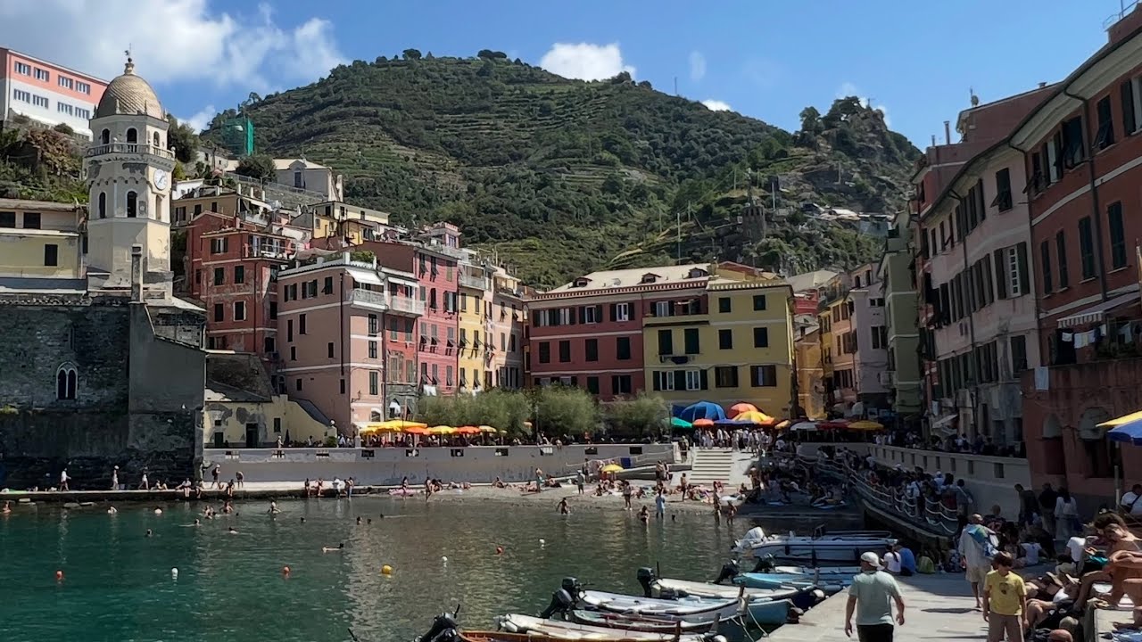 Walk through of Vernazza, Italy. One of the Cinque Terre towns that inspired Disney&rsquo;s Luca.