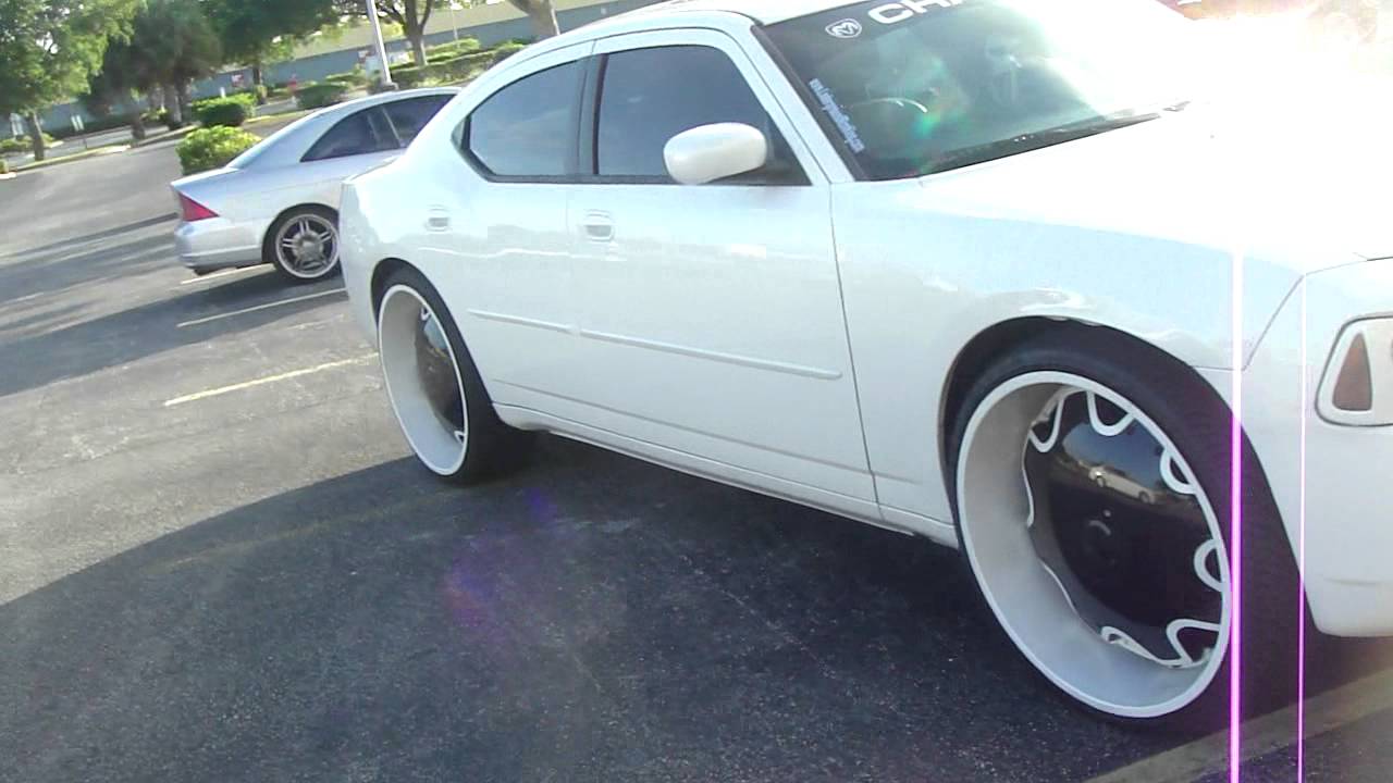 DODGE CHARGER ON DEM 24