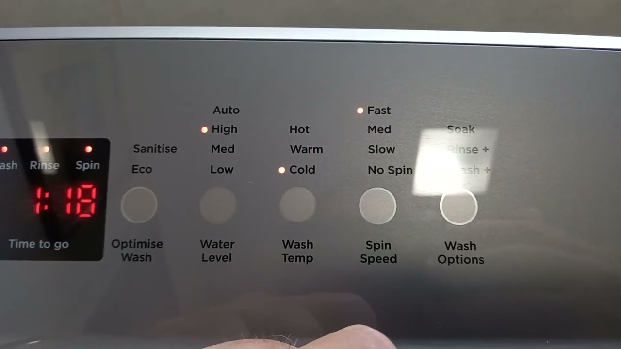 Краткий обзор новой стиральной машины Fisher and Paykel.