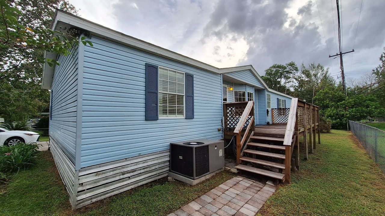 Se Vende Mobile Home de 3 Dormitorios con Terreno Incluido en Kissimmee, Florida 34741